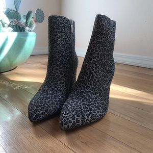 Steve Madden leopard print booties 🐆 NWT
